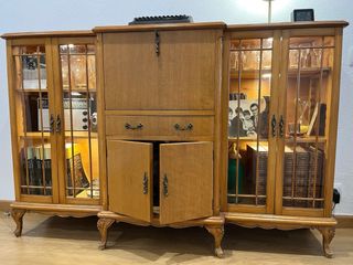 Aparador vintage madera y cristal