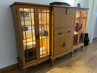 Aparador vintage madera y cristal