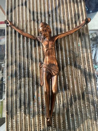 Figura Cristo metalica color Bronce