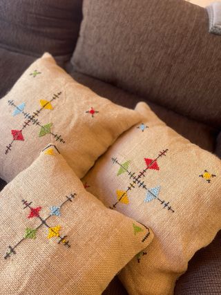 Fundas de cojín bordadas a mano estilo marroquí –