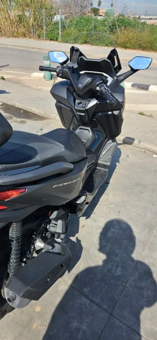 Honda Forza 125i junio 2025