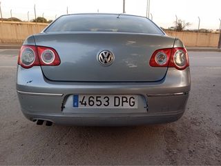 Volkswagen Passat 2005