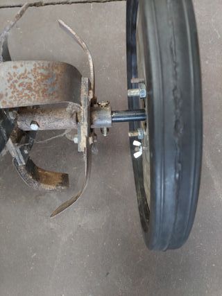Ruedas de Transporte para motoazada Agria 3000