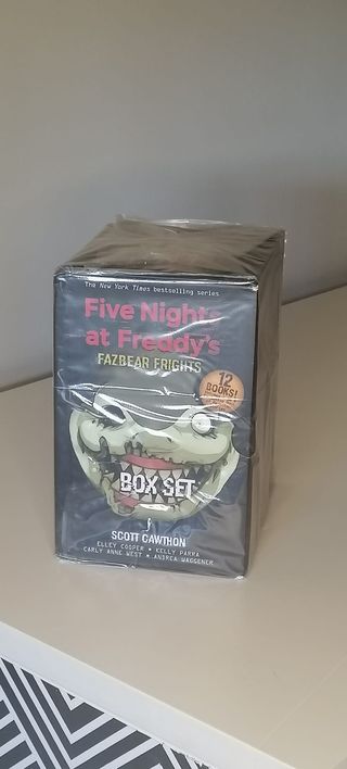 Lote Five Nights at Freddy's 15 libros