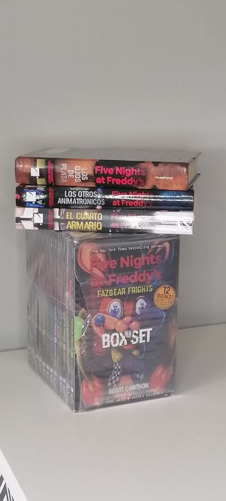Lote Five Nights at Freddy's 15 libros