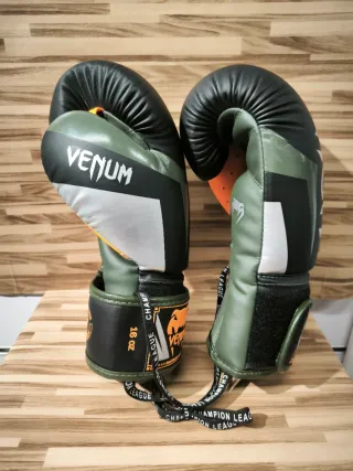 Guantes Boxeo 16OZ Venum Elite