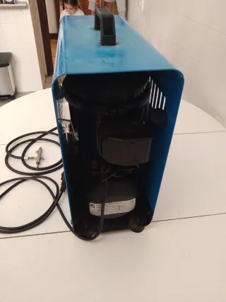 Compresor SIL-AIR y Aerógrafo Vega 2000