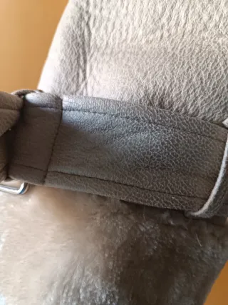 Cazadora efecto piel beige talla 46