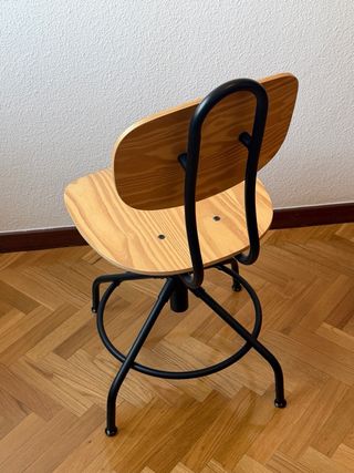 Silla de madera y metal Ikea