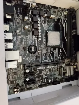 Placa Base Asus Prime A320M-K + CPU Ryzen 3 3200G