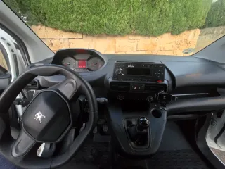 Peugeot Partner 2021