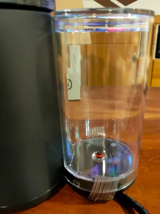 Cafetera Nespresso Vertuo Pop Negra