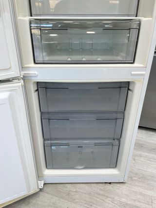 COMBI FAGOR 185CM NOFROST A+++. COMO NUEVO