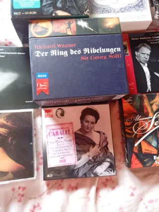 Lote de CDs de música clásica y ópera