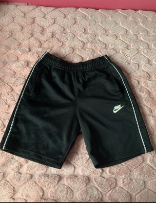 Pantalón corto Nike negro