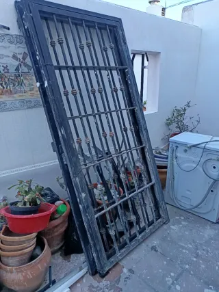 Candela de hierro forjado 35 € cada una