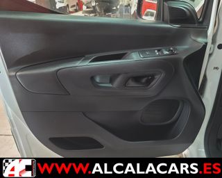 FURGONETA 0354-LRJ OPEL COMVBO