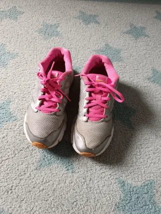 Zapatillas Nike Rosa y Plata