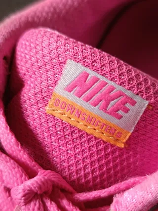 Zapatillas Nike Rosa y Plata