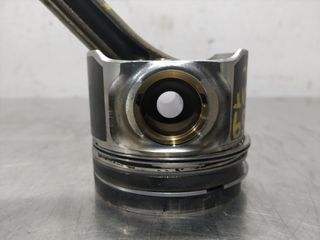 PISTON VOLKSWAGEN PASSAT VARIANT (3C5) BKP