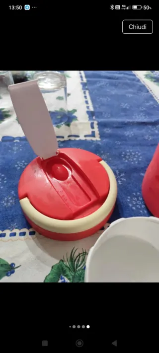 Termos per cibi in plastica manca il cucchiaio