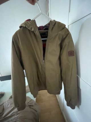 Ropa y zapatos mujer Billabong, GAP, Element