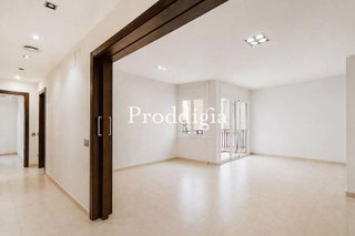Piso en venta en Vallcarca i els Penitents en Barcelona