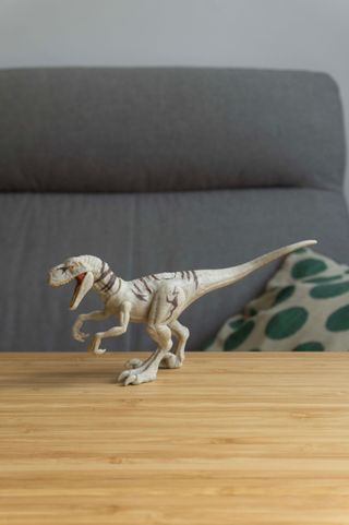 Dinosaurio de juguete realista atrociraptor GHOST