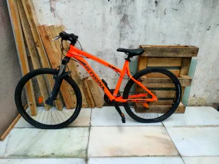 Bicicleta Montaña Naranja B'TWIN