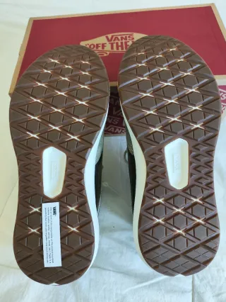 Zapatillas Unisex Vans Ultrarange Caqui