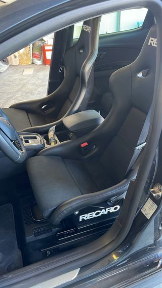 Asientos RECARO Pole Piel Alcantara