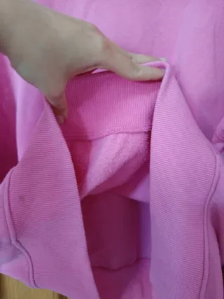 Sudadera rosa oversize