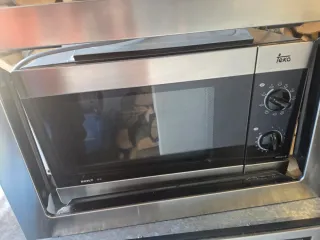 Horno y Microondas Teka