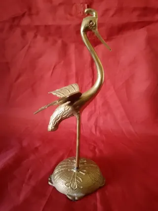 Figura de bronce antigua ave