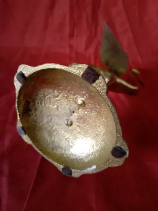 Figura de bronce antigua ave