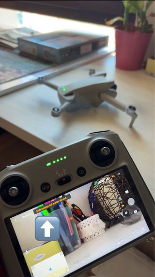 DJI Mini 3 Dron + Batería (Fallo Gimbal)