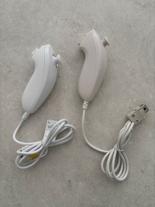 2 Nunchuk Wii Nintendo
