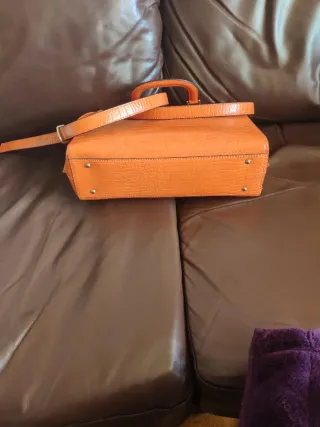 Bolso Guess Naranja Cocodrilo