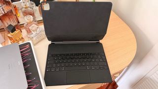 iPad Pro 12.9 6ª Gen (2022) Negro