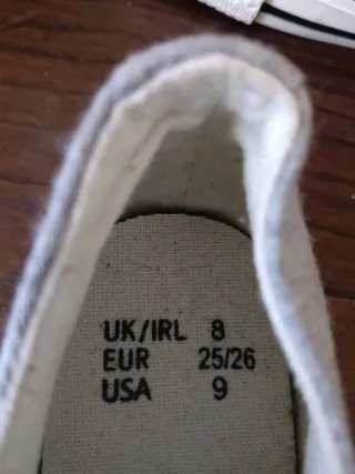 Bambas grises para bebé