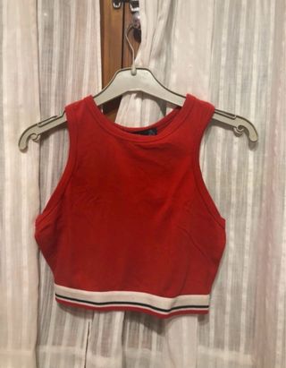 Top Bershka Rojo Talla XS