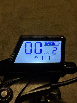 Patinete BMOV poco uso