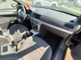 Opel Astra 2008