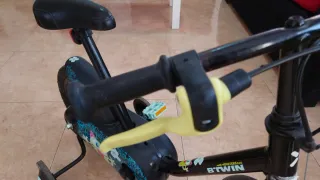 Bicicleta infantil 12" BTWIN Mini Monsters 500