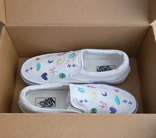 OFERTA! Zapatillas Vans Mujer Blancas Bordadas 40