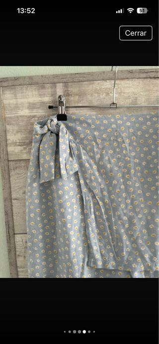 Conjunto de falda corta y minifalda por 7,00€