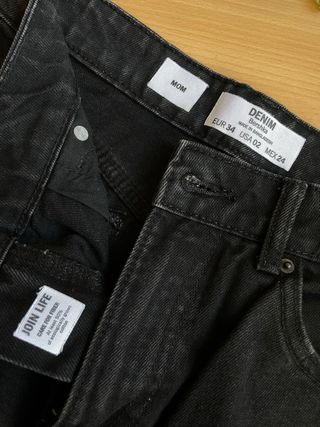 Pantalón vaquero negro Bershka Talla 34
