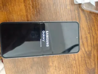 Samsung Galaxy Z Flip6 Plata