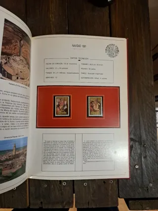 Álbum Filatelia Novedades Españolas 1981