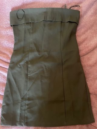 Vestido verde Stradivarius